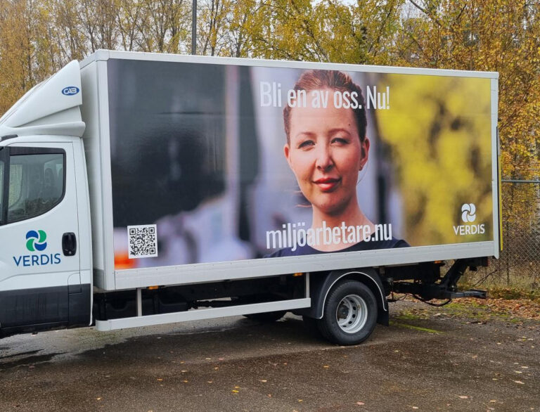 Verdis fordon drivs främst med biobränslen, och en växande andel också med el.