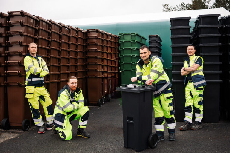 Verdis är en del av Verdis Nordic, en ledande koncern inom hållbar avfallshantering. Verdis är en del av Verdis Nordic, en ledande koncern inom hållbar avfallshantering.